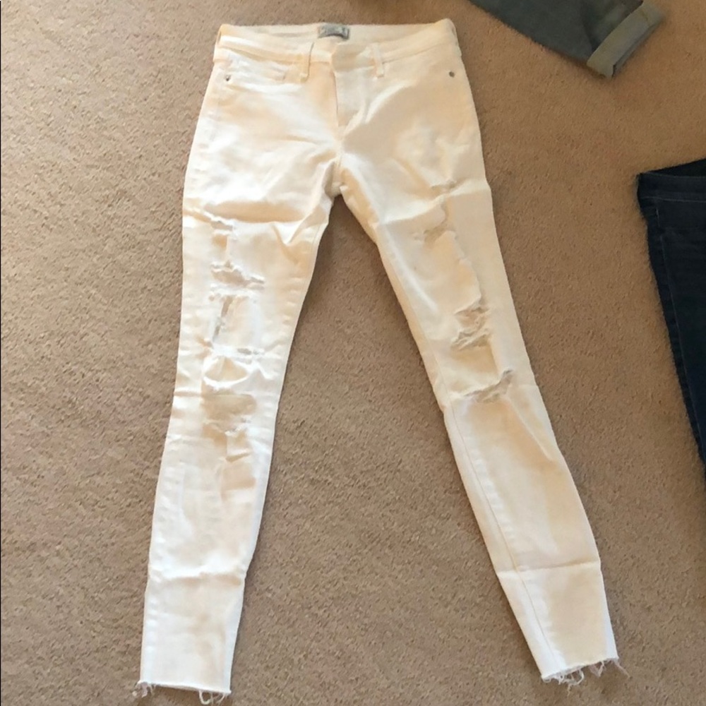 Abercrombie Harper Super Skinny white ripped jeans